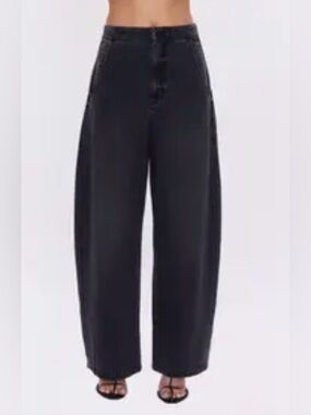 Pistola Lottie High Rise Relaxed Bowed Leg Jeans Zen Black Size 28 Petite NWT